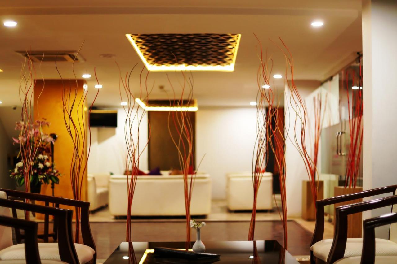 Icon Suites By Bhagini Bangalore Exterior foto
